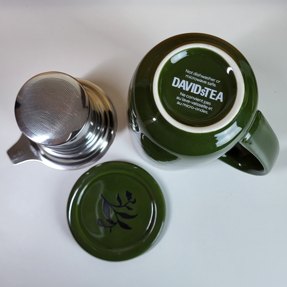 DAVIDs TEA Nordic Mug with Lid and TEA Infuser, Colour Changing Stretching Cat - Picture 8 of 9
